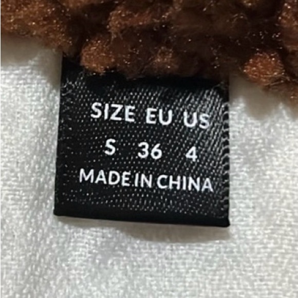 LIKE NEW SHEIN Brown and White Teddy Jacket - Picture 4 of 6